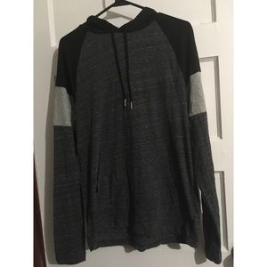 Old Navy hooded long-sleeved shirt
